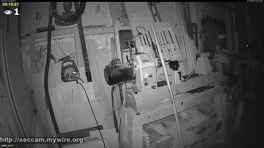 Live camera feed from Littlehook's woodworking shop in Indoor woodworking shop