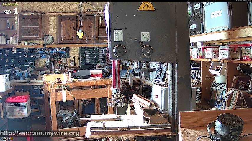 Live camera feed from Littlehook's woodworking shop in Indoor woodworking shop