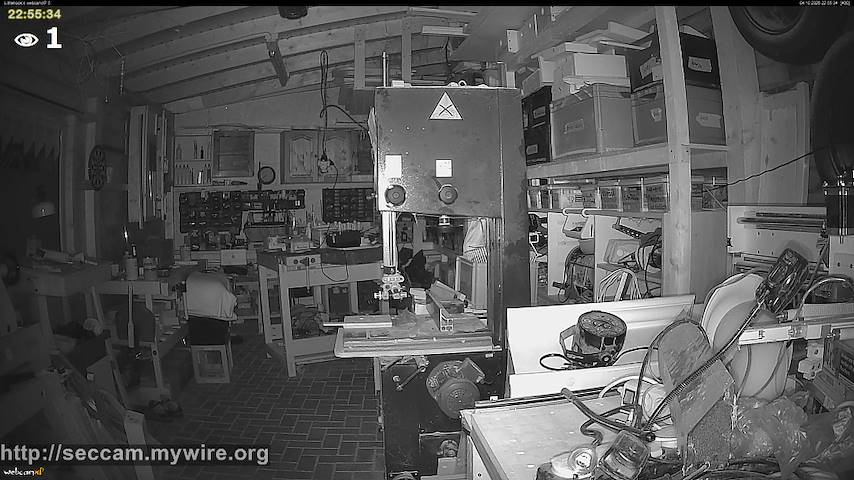 Live camera feed from Littlehook's woodworking shop in Indoor woodworking shop