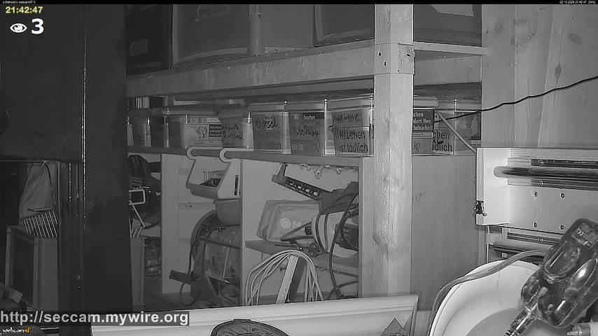 Live camera feed from Littlehook's woodworking shop in Indoor woodworking shop