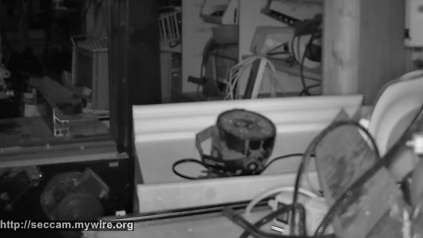 Live camera feed from Littlehook's woodworking shop in Indoor woodworking shop