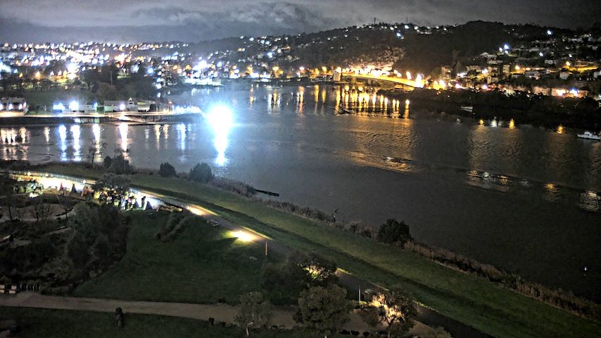 Live camera feed from Tamar Estuary in Launceston, Tasmania