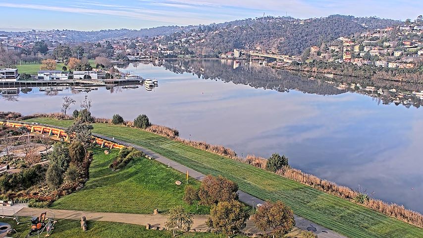 Live camera feed from Tamar Estuary in Launceston, Tasmania