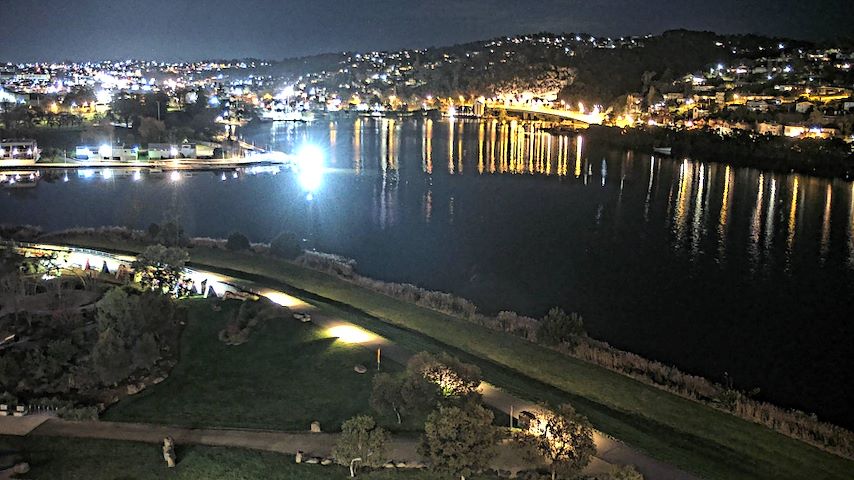 Tamar Estuary Image