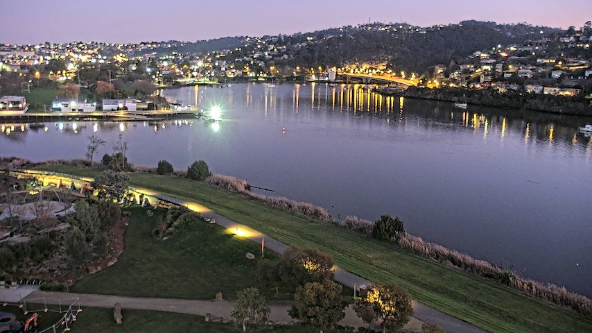 Live camera feed from Tamar Estuary in Launceston, Tasmania
