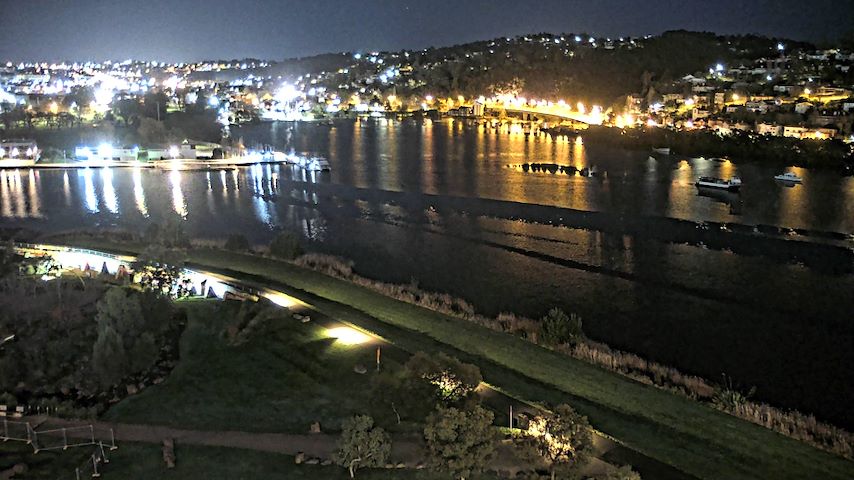 Live camera feed from Tamar Estuary in Launceston, Tasmania