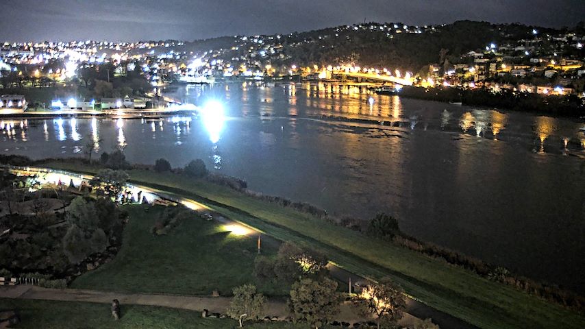 Live camera feed from Tamar Estuary in Launceston, Tasmania