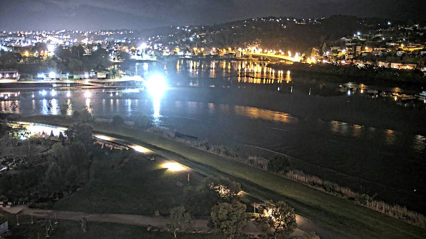 Live camera feed from Tamar Estuary in Launceston, Tasmania