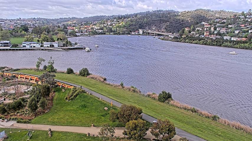Launceston, Tasmania में Tamar Estuary से लाइव कैमरा चैनल