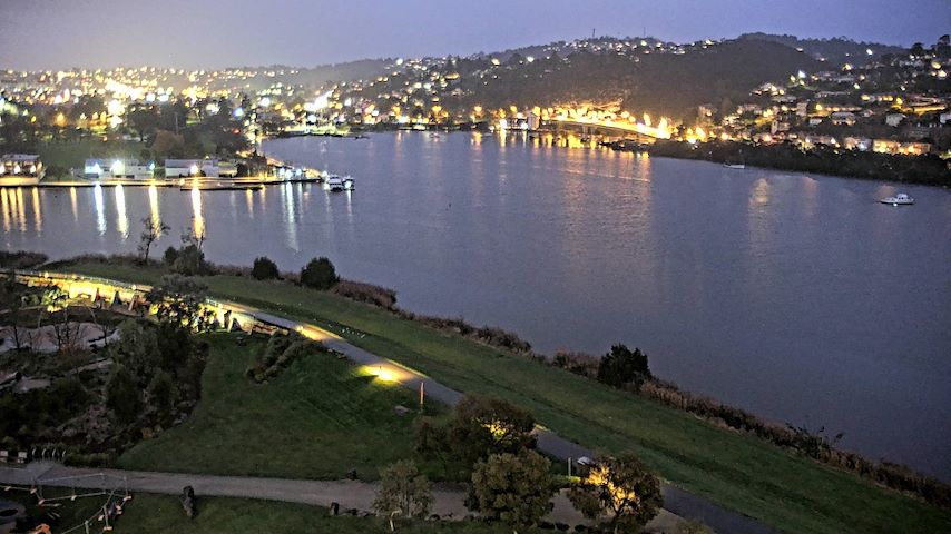 Live camera feed from Tamar Estuary in Launceston, Tasmania