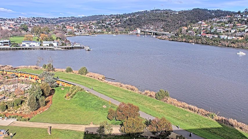 Bein myndavélarás frá Tamar Estuary í Launceston, Tasmania