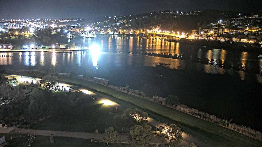 Live camera feed from Tamar Estuary in Launceston, Tasmania