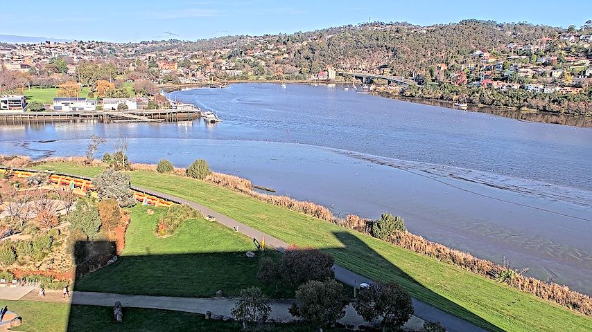 Tamar Estuary Image