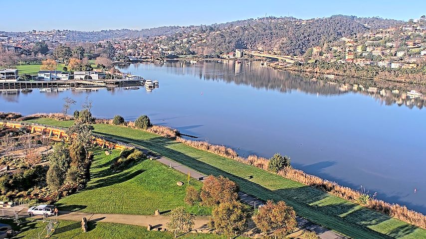 Live camera feed from Tamar Estuary in Launceston, Tasmania