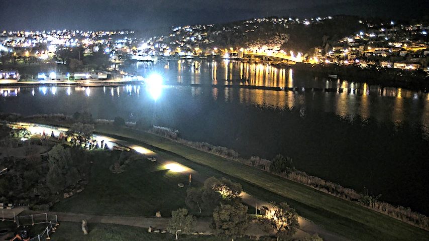 Live camera feed from Tamar Estuary in Launceston, Tasmania