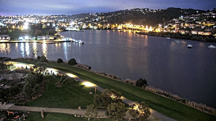 Live camera feed from Tamar Estuary in Launceston, Tasmania