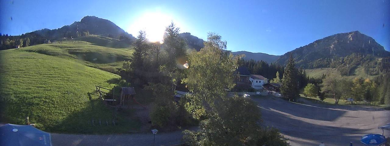 Live camera feed from Bergrestaurant Gfellen, Finsterwald in Finsterwald