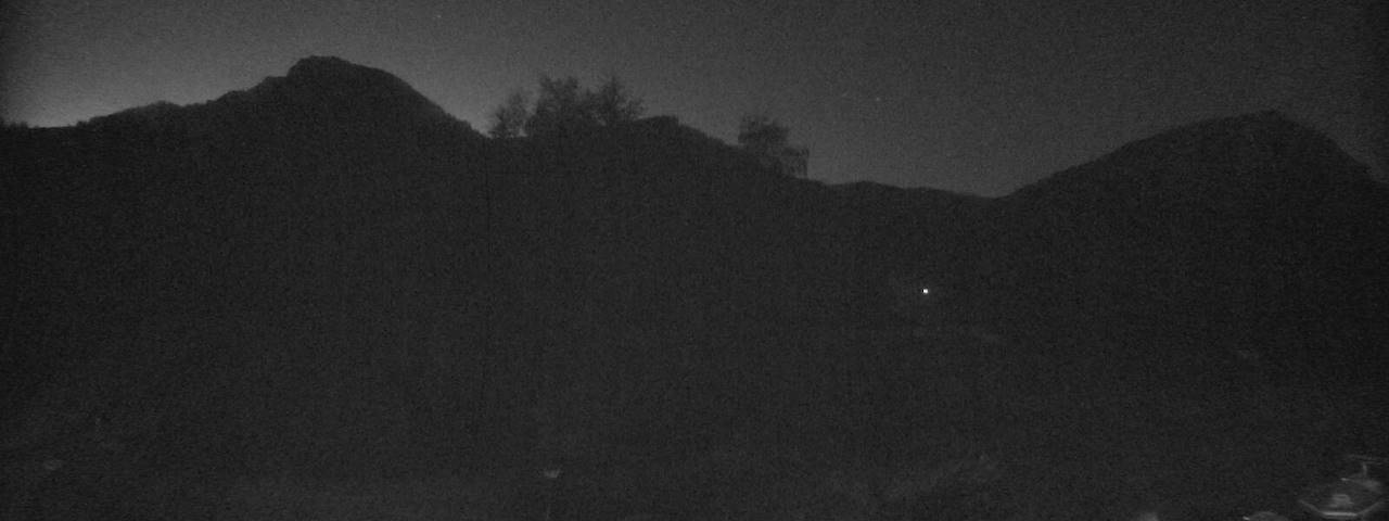 Live camera feed from Bergrestaurant Gfellen, Finsterwald in Finsterwald