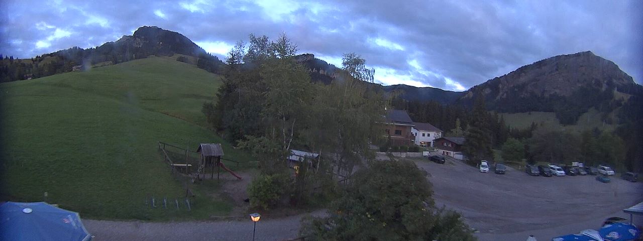 Live camera feed from Bergrestaurant Gfellen, Finsterwald in Finsterwald