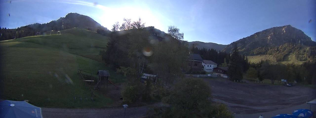 Live camera feed from Bergrestaurant Gfellen, Finsterwald in Finsterwald