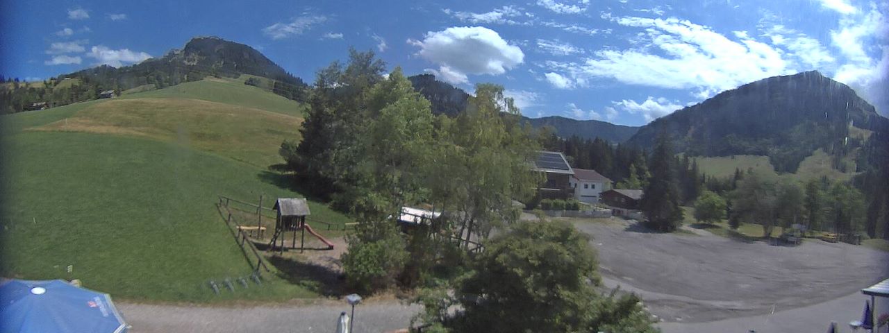 Live camera feed from Bergrestaurant Gfellen, Finsterwald in Finsterwald