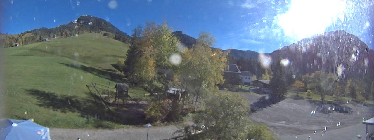 Live camera feed from Bergrestaurant Gfellen, Finsterwald in Finsterwald