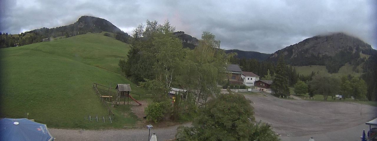 Live camera feed from Bergrestaurant Gfellen, Finsterwald in Finsterwald