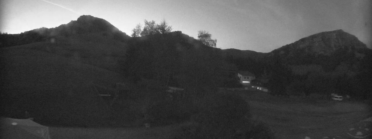 Live camera feed from Bergrestaurant Gfellen, Finsterwald in Finsterwald