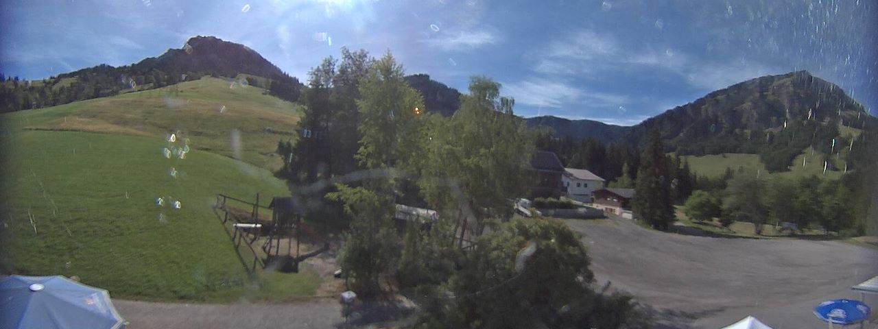 Live camera feed from Bergrestaurant Gfellen, Finsterwald in Finsterwald