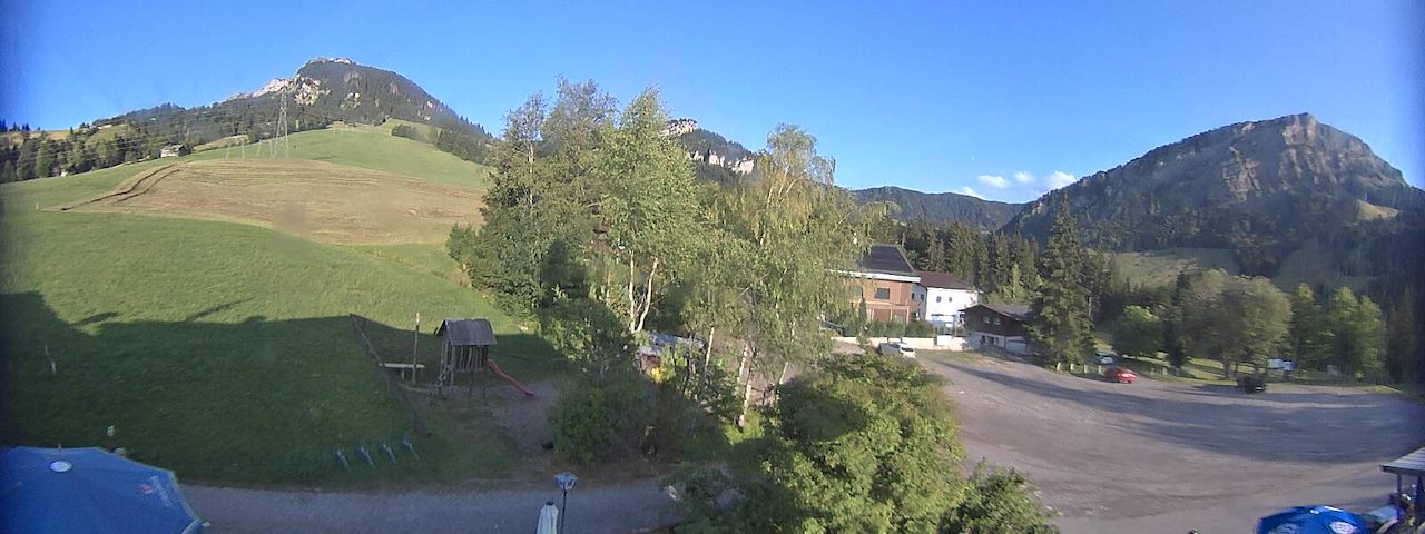 Live camera feed from Bergrestaurant Gfellen, Finsterwald in Finsterwald
