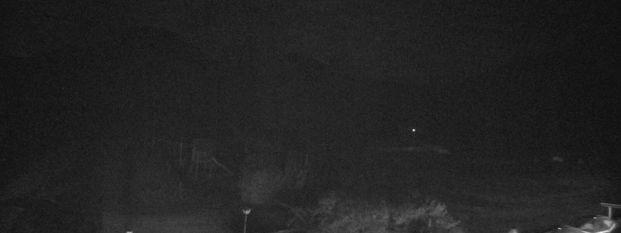 Live camera feed from Bergrestaurant Gfellen, Finsterwald in Finsterwald