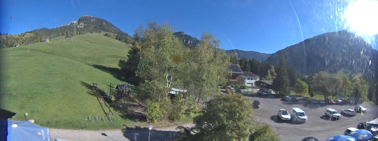 Live camera feed from Bergrestaurant Gfellen, Finsterwald in Finsterwald