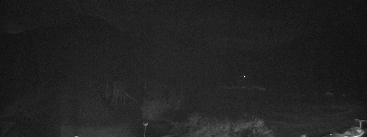 Live camera feed from Bergrestaurant Gfellen, Finsterwald in Finsterwald