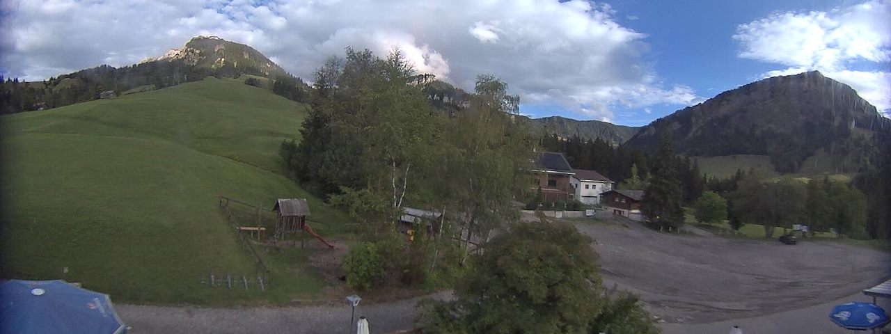 Sianel gamera fyw o Bergrestaurant Gfellen, Finsterwald yn Finsterwald
