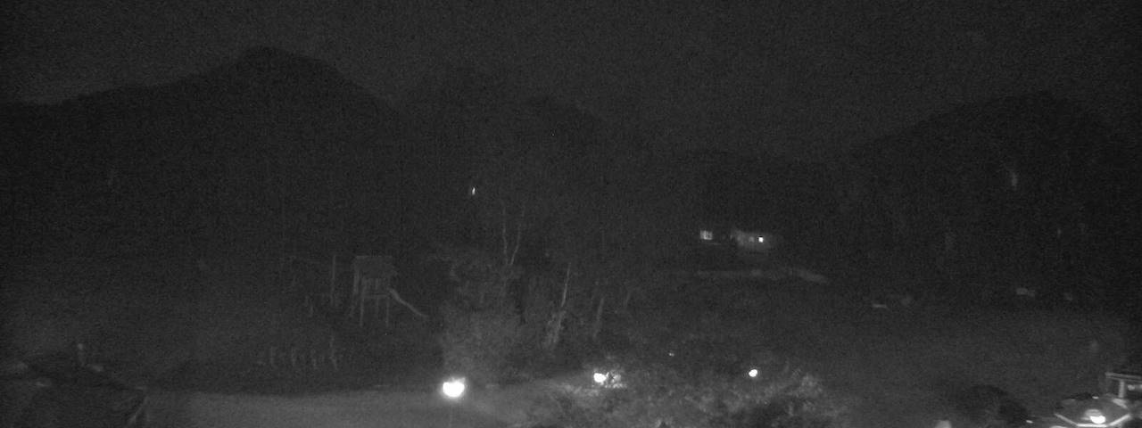 Live camera feed from Bergrestaurant Gfellen, Finsterwald in Finsterwald