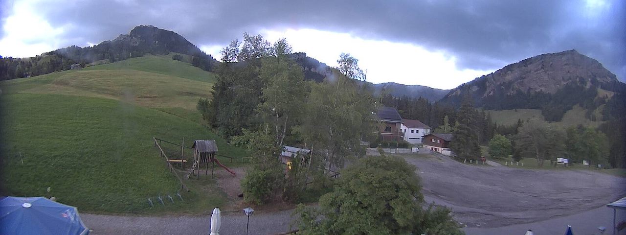 Live-kamerakanal från Bergrestaurant Gfellen, Finsterwald i Finsterwald