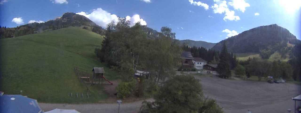 Live camera feed from Bergrestaurant Gfellen, Finsterwald in Finsterwald