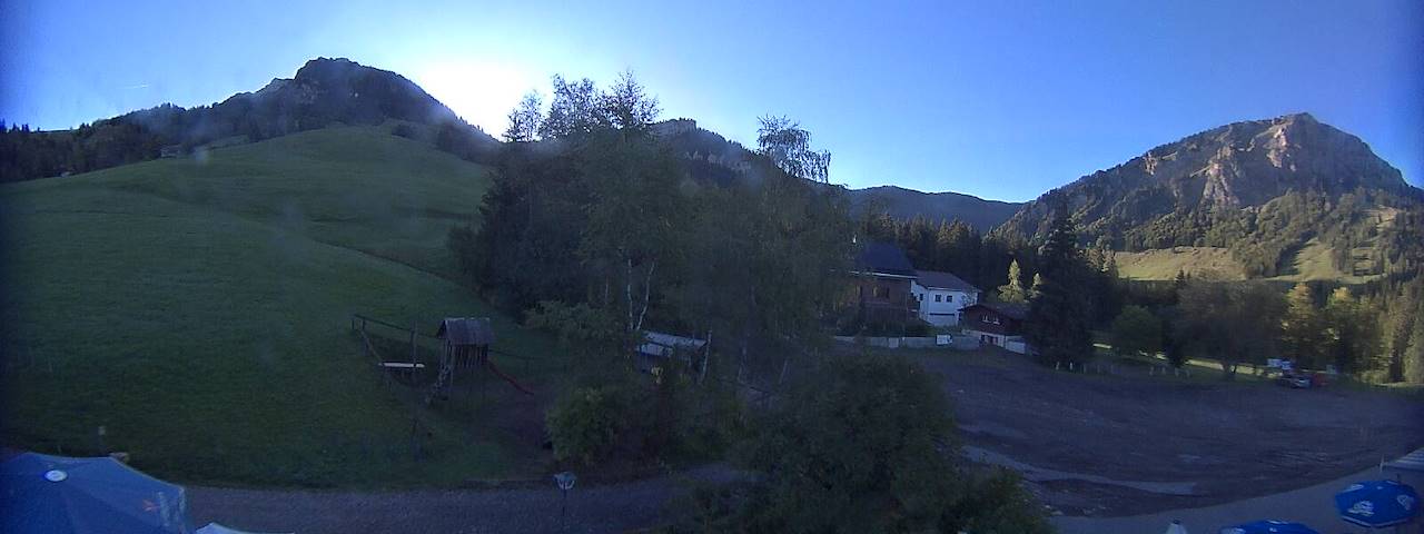 Live camera feed from Bergrestaurant Gfellen, Finsterwald in Finsterwald