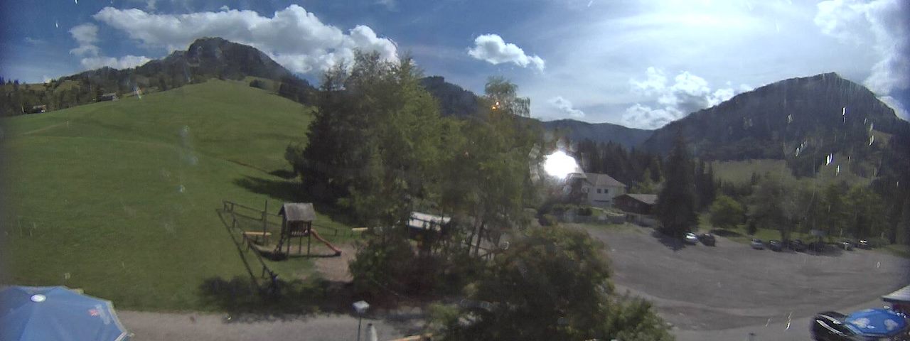 Live camera feed from Bergrestaurant Gfellen, Finsterwald in Finsterwald