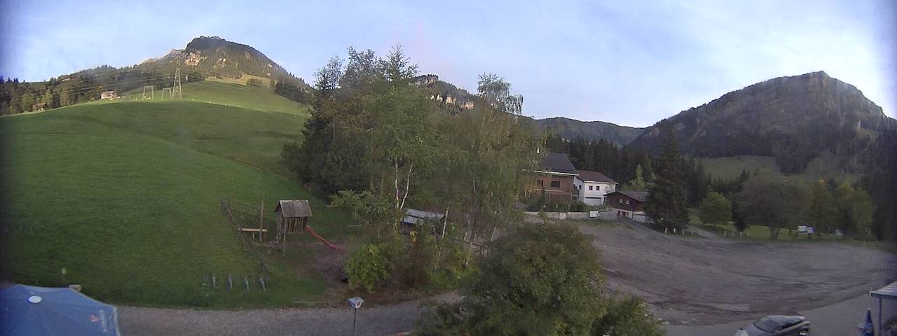 Live camera feed from Bergrestaurant Gfellen, Finsterwald in Finsterwald