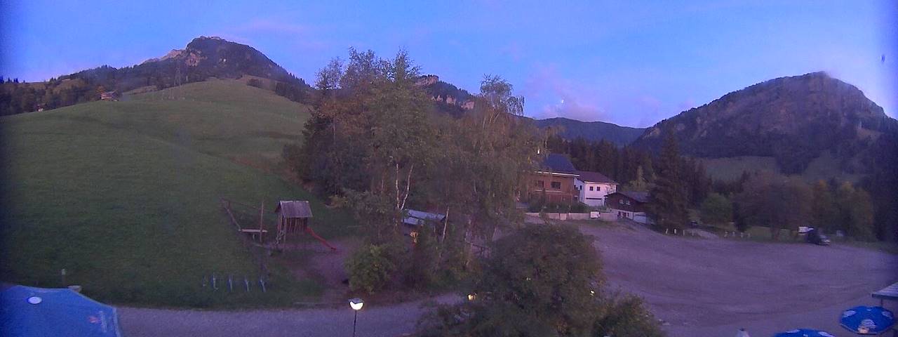 Live camera feed from Bergrestaurant Gfellen, Finsterwald in Finsterwald