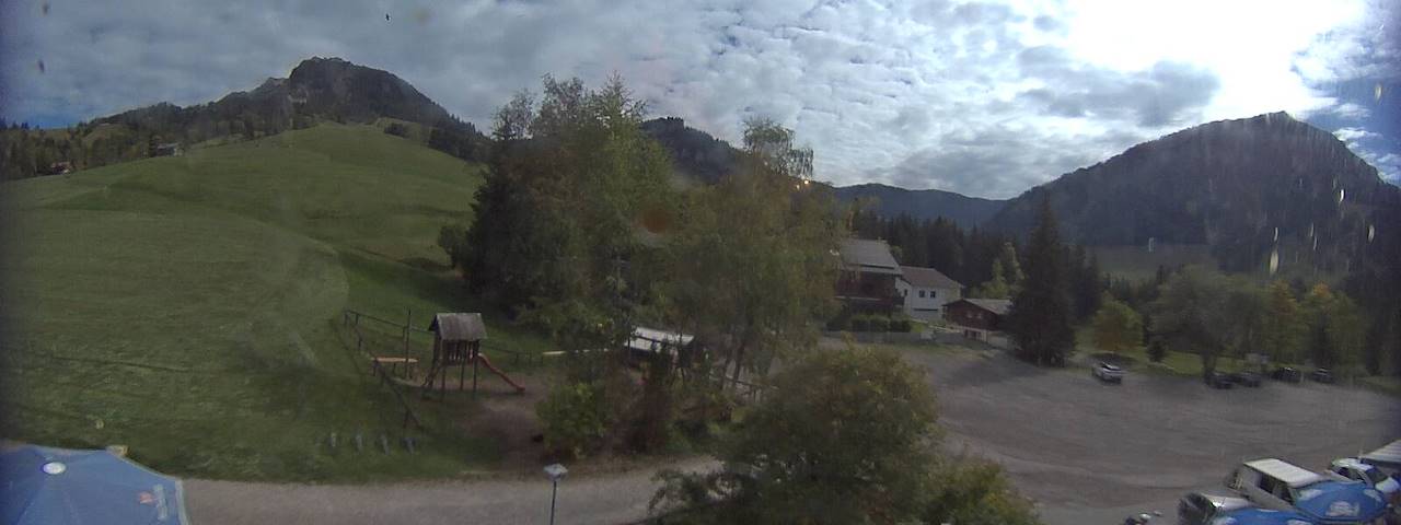 Živý kamerový kanál z Bergrestaurant Gfellen, Finsterwald v Finsterwald