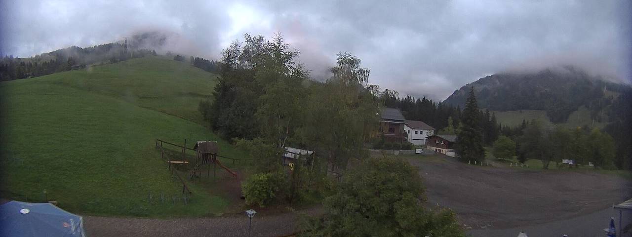 Live camera feed from Bergrestaurant Gfellen, Finsterwald in Finsterwald