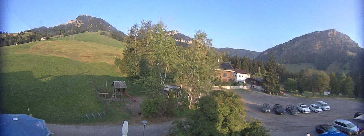 Live camera feed from Bergrestaurant Gfellen, Finsterwald in Finsterwald