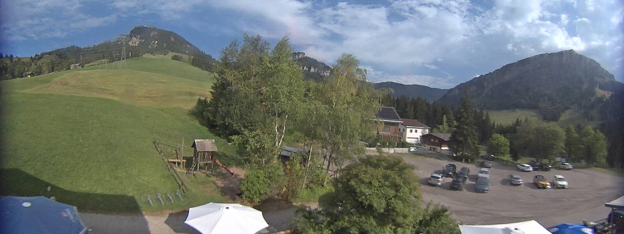 Live camera feed from Bergrestaurant Gfellen, Finsterwald in Finsterwald