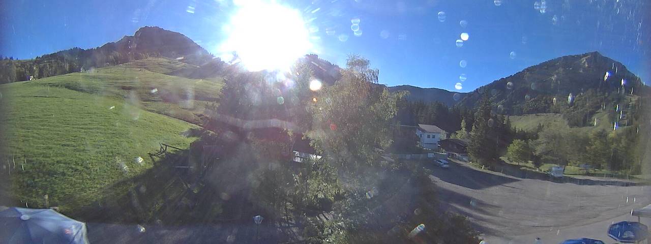 Live camera feed from Bergrestaurant Gfellen, Finsterwald in Finsterwald
