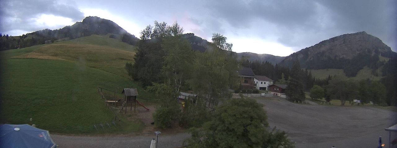 Live camera feed from Bergrestaurant Gfellen, Finsterwald in Finsterwald