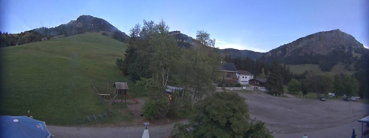 Live camera feed from Bergrestaurant Gfellen, Finsterwald in Finsterwald