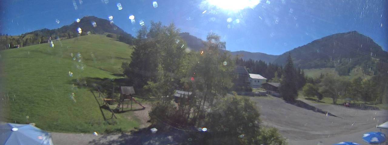 Live camera feed from Bergrestaurant Gfellen, Finsterwald in Finsterwald