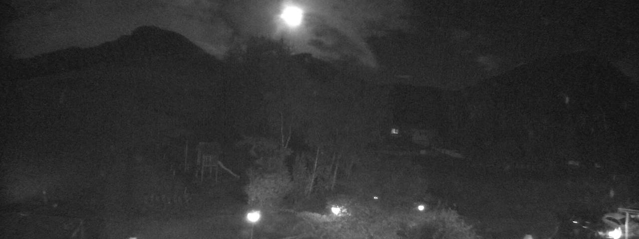 Live camera feed from Bergrestaurant Gfellen, Finsterwald in Finsterwald